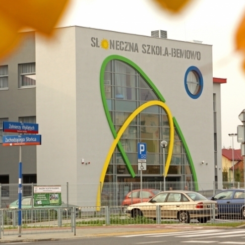 Słoneczna Szkoła – słoneczne, tenisowe zabawy dla dzieci